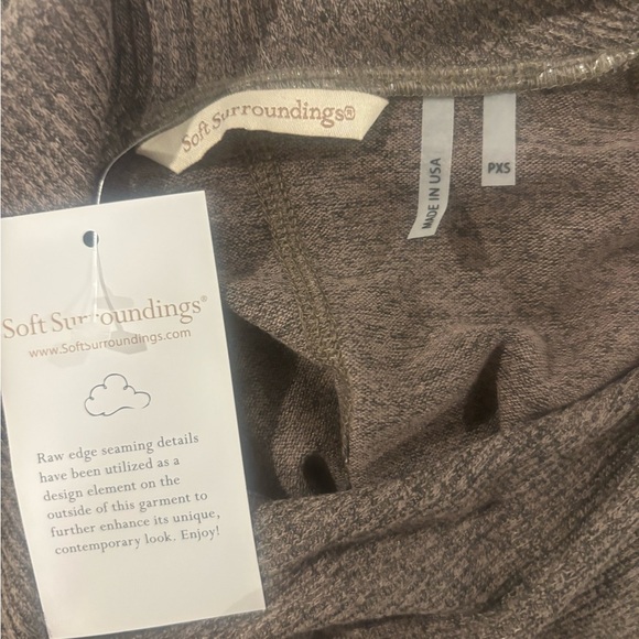 NWT Soft Surroundings Brown Long Sleeve Hoodie Raw Hem. Size XSP. - Picture 5 of 5